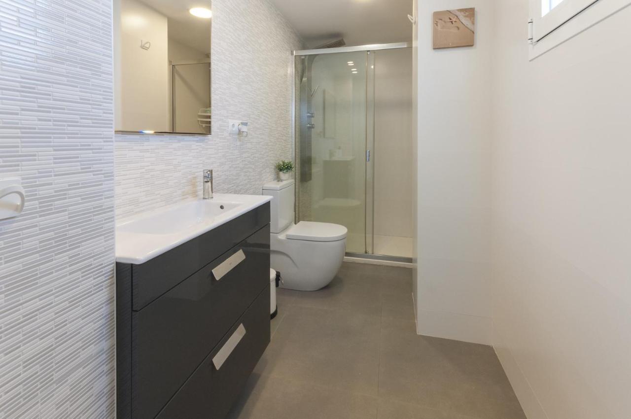 Ag Aquarium Apartment Playa de Gandia Ngoại thất bức ảnh